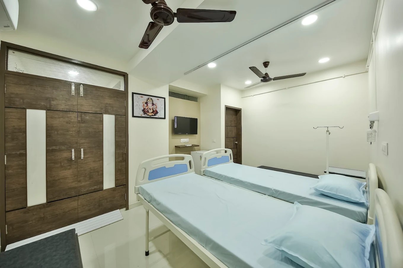 Double Occupancy Patient Room